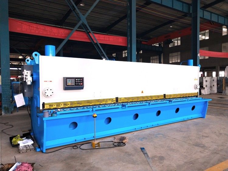 Машина QC11K 16*6000 CNC автоматической гильотины гидравлическая режа на плита 18mm 20mm 40mm